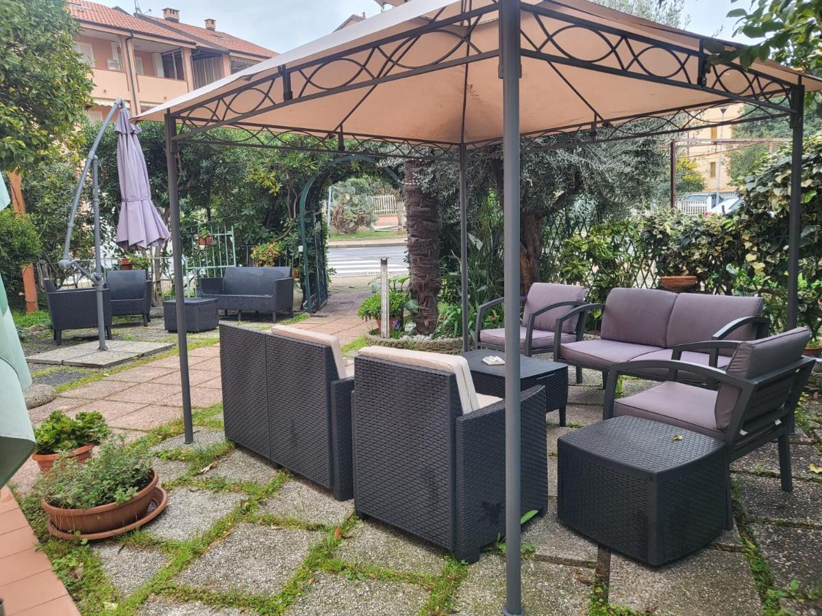 Villa Rosa 洛阿诺 外观 照片